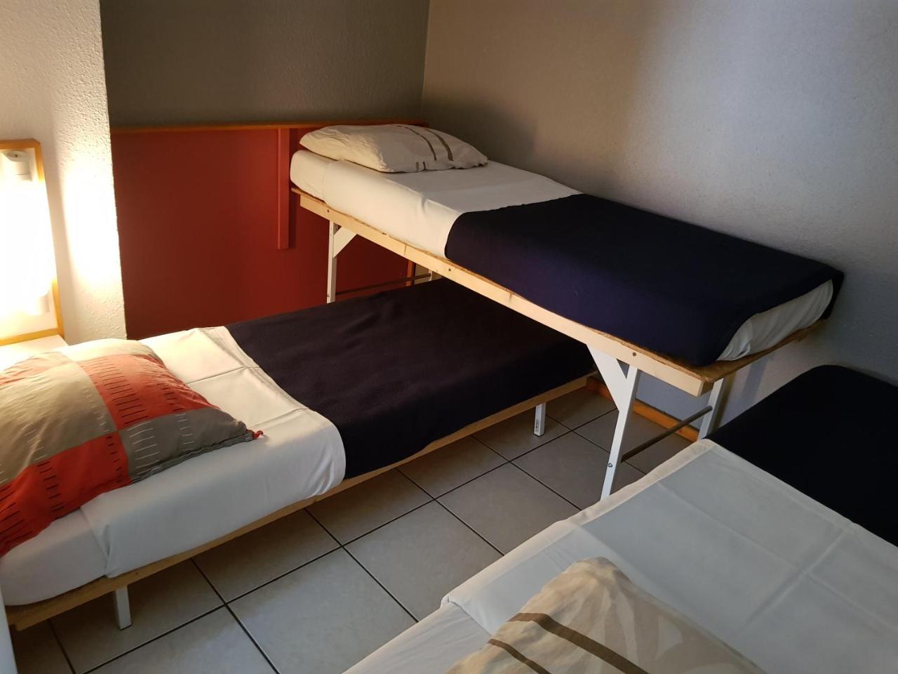 Hotel Eco Logis Espace Bellevue Semeac Bagian luar foto